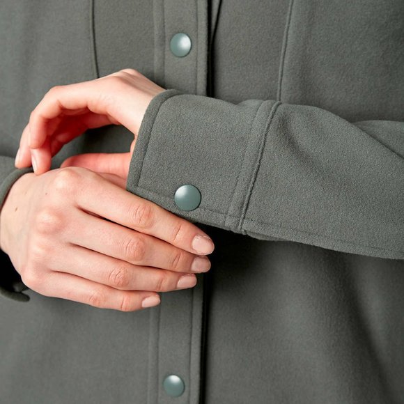 NWT Mondetta Ladies' Cozy Fleece Button Up Shirt -- Green -- X-Large - Picture 5 of 7